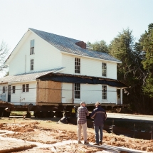 Nissen House being moved. January 1, 2009